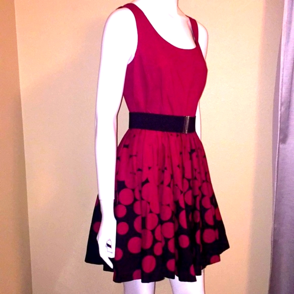 NWOT, LC Lauren Conrad Dress size 6 - Picture 2 of 5